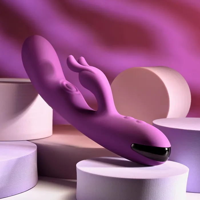 Playboy Pleasure Female Sex Toys Playboy Pleasure BUSY BUNNY 226 cm USB Rechargeable Rabbit Vibrator with Tapping Shaft Playboy Pleasure Female Sex Toys Playboy Pleasure BUSY BUNNY 226 cm USB Rechargeable Rabbit Vibrator with Tapping Shaft